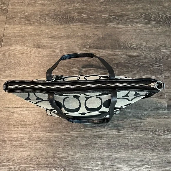 Coach Monogram Tote - Picture 4 of 13